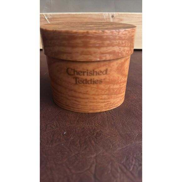 Large Wood Look Display Riser Priscilla Hillman Enesco Cherished Teddies 1995 - Picture 1 of 5